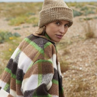 Chunky knit reverse patch beanie in Cloudy Haze - North Print Workwear