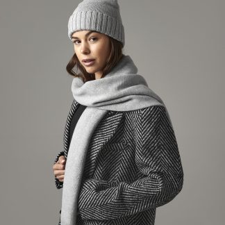 Knitted scarf and beanie gift set in Light Grey Fleck - North Print Workwear