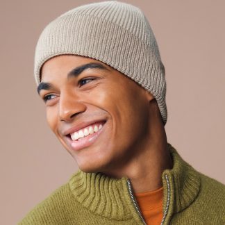 Dip-dye beanie in Dusty Green Dip Dye - North Print Workwear