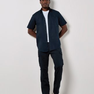 Workplace Oxford shirt short-sleeved (classic fit) in Black - North Print Workwear