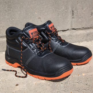 Defence safety boot in Black - North Print Workwear